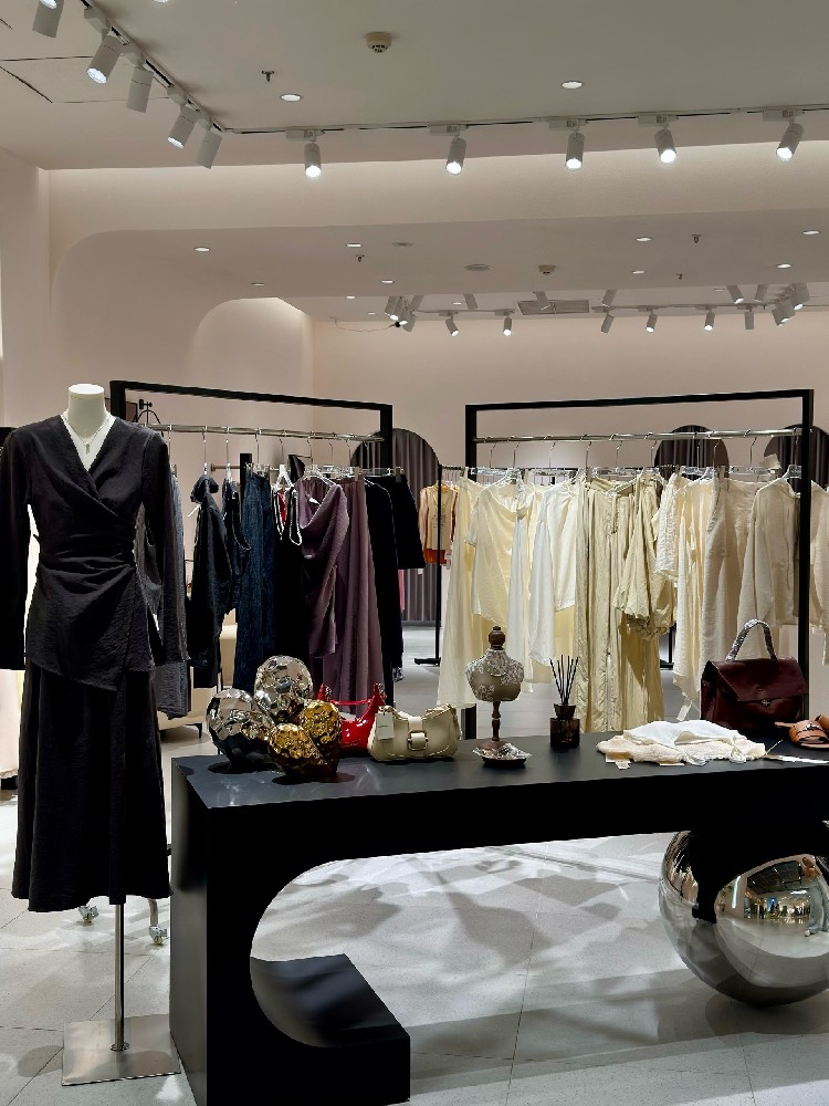 How to The Choose Right POWER CCT switchable and Dimmable track lights