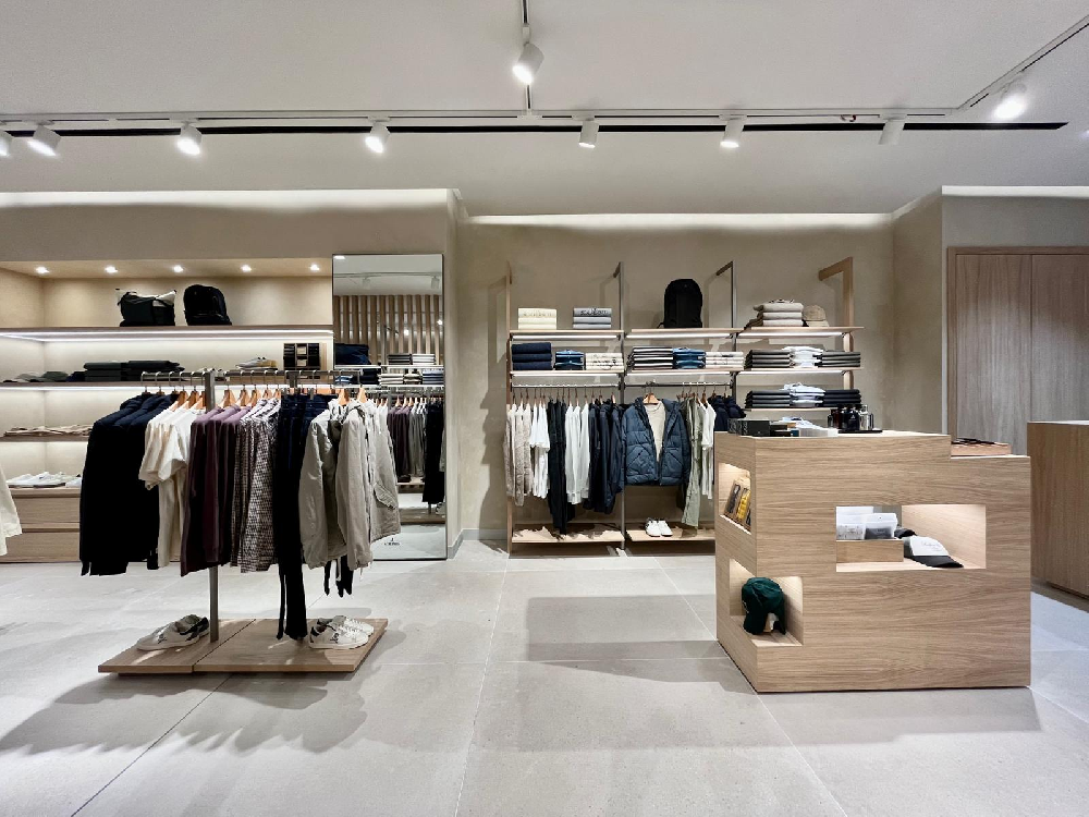 CCT Adjustable vs. Single Color Track Lights: Which is Best for Your Project?